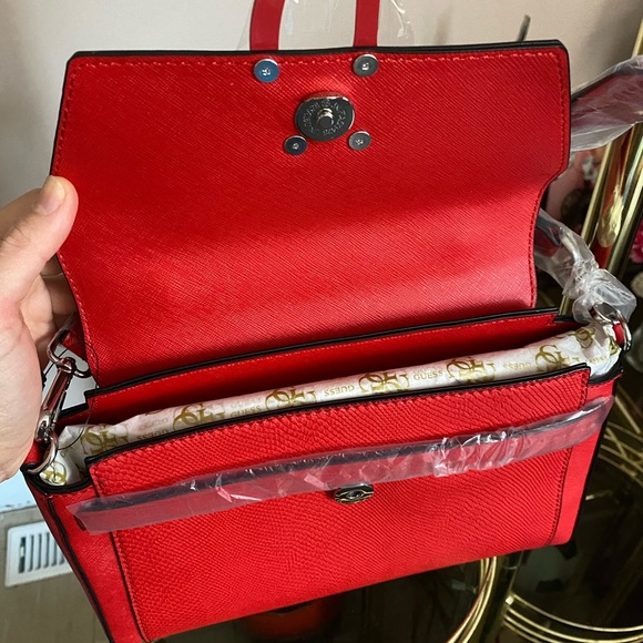 Guess Satchel bag - Picture 2 of 5